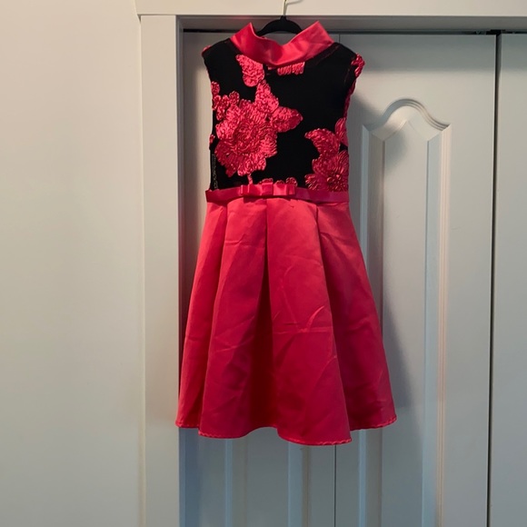 Size 5 hot pink and black dress - Picture 1 of 3